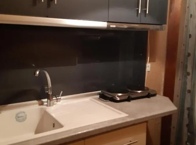 Vendégház Dora Szárti