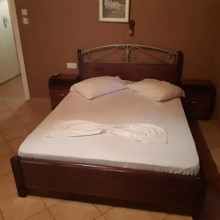 Guest house Dora Sarti