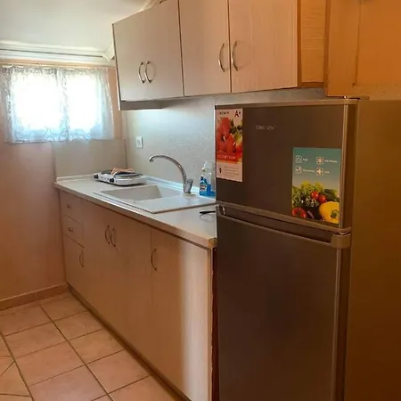 Dora Guest house Sarti