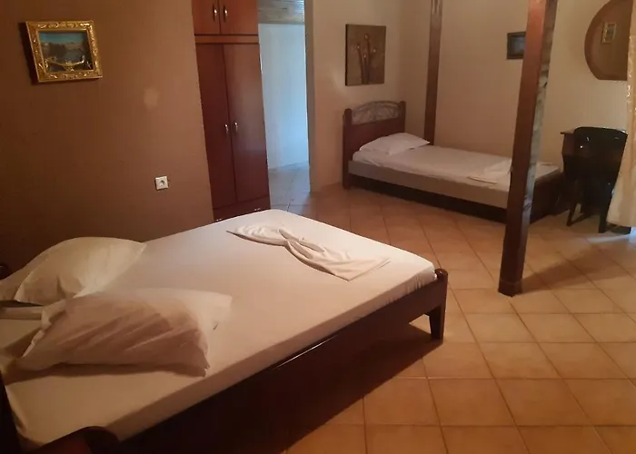 Casa de hóspedes Dora Sárti