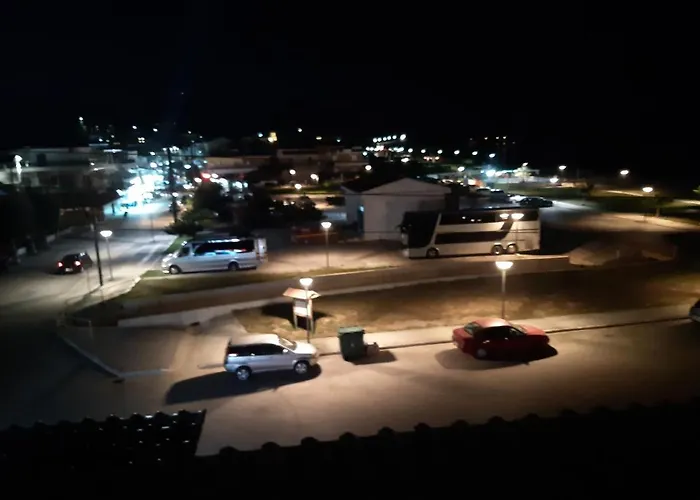 Casa de hóspedes Dora Sárti